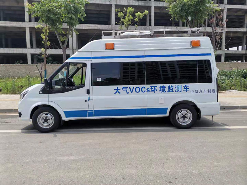 福特V348大氣環(huán)境監(jiān)測車